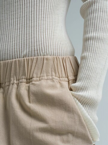 Seamless Basic Regular Pants ' Lago pants ' in Beige