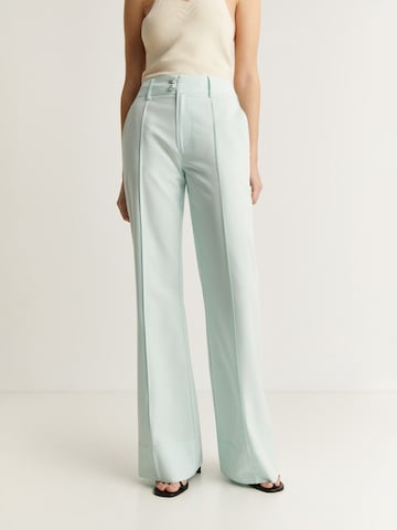 regular Pantaloni con piega frontale 'Joy' di Scalpers in verde