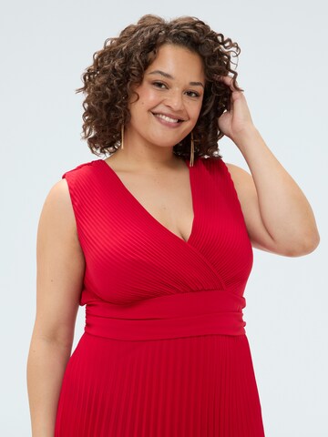Robe Fiorella Rubino en rouge