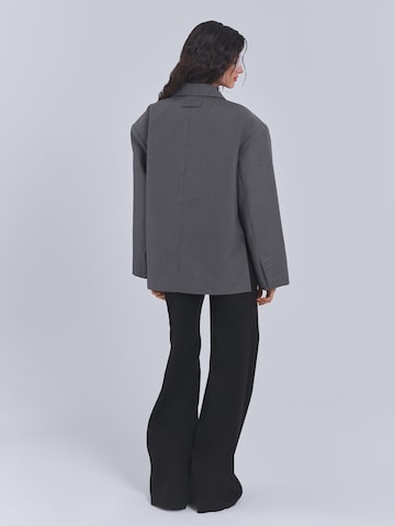 AEMMI Blazers 'WRAP OVERSIZED BLAZER' in Grijs