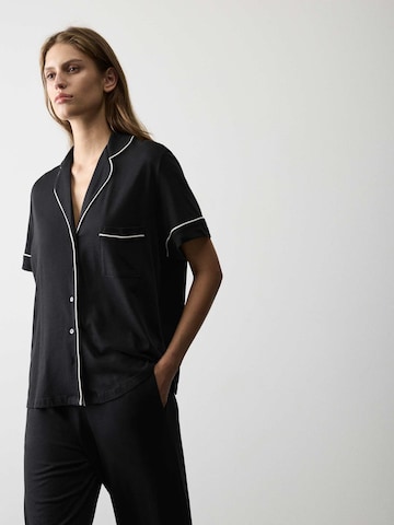 Pigiama di Marks & Spencer in nero