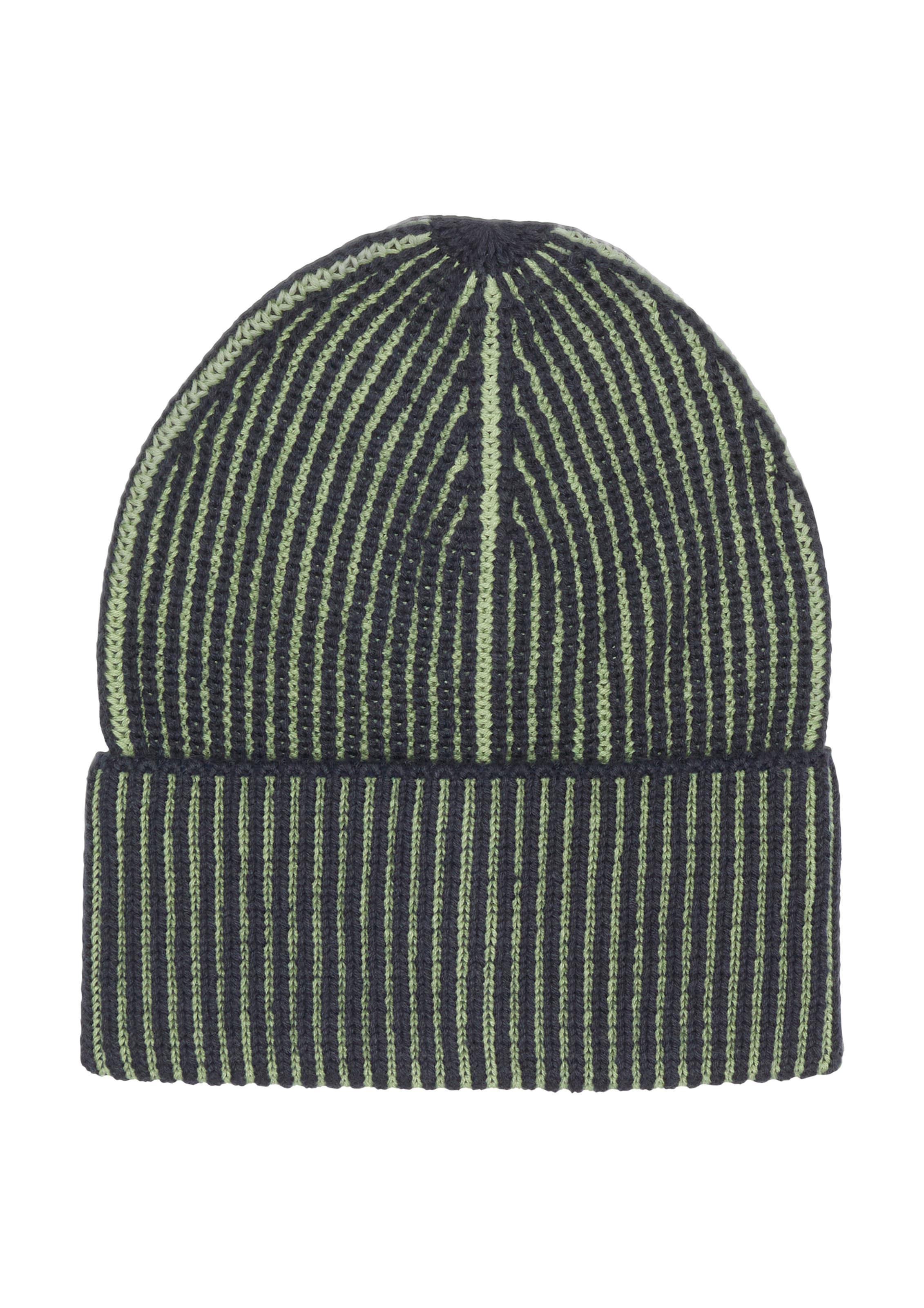 s.Oliver Mütze in Grün: Vorderseite