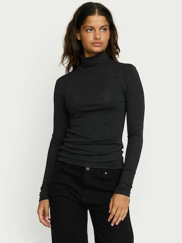 Soft Rebels Shirts 'Roman' i grå: forside