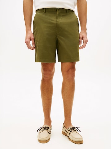 Regular Pantalon chino 'Dover Ess' TOMMY HILFIGER en vert : devant
