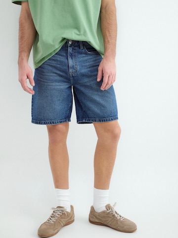 BALMOHK Loosefit Farkut värissä sininen: etupuoli