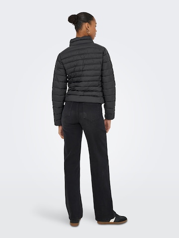 ONLY - Chaqueta de invierno 'ONLTAHIA' en negro