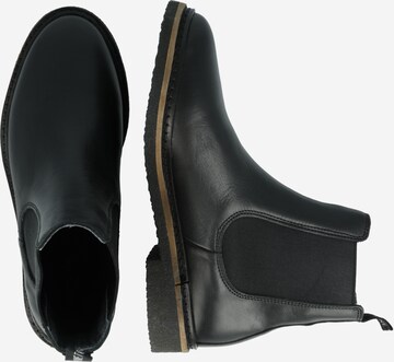 NINE TO FIVE Chelsea Boots 'Luka' in 