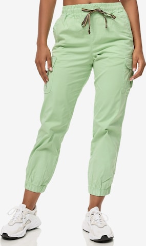Tazzio - Pantalón cargo 'F600' en verde: frente