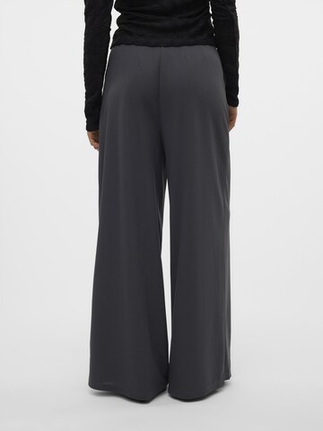 Wide Leg Pantalon à pince VERO MODA en gris
