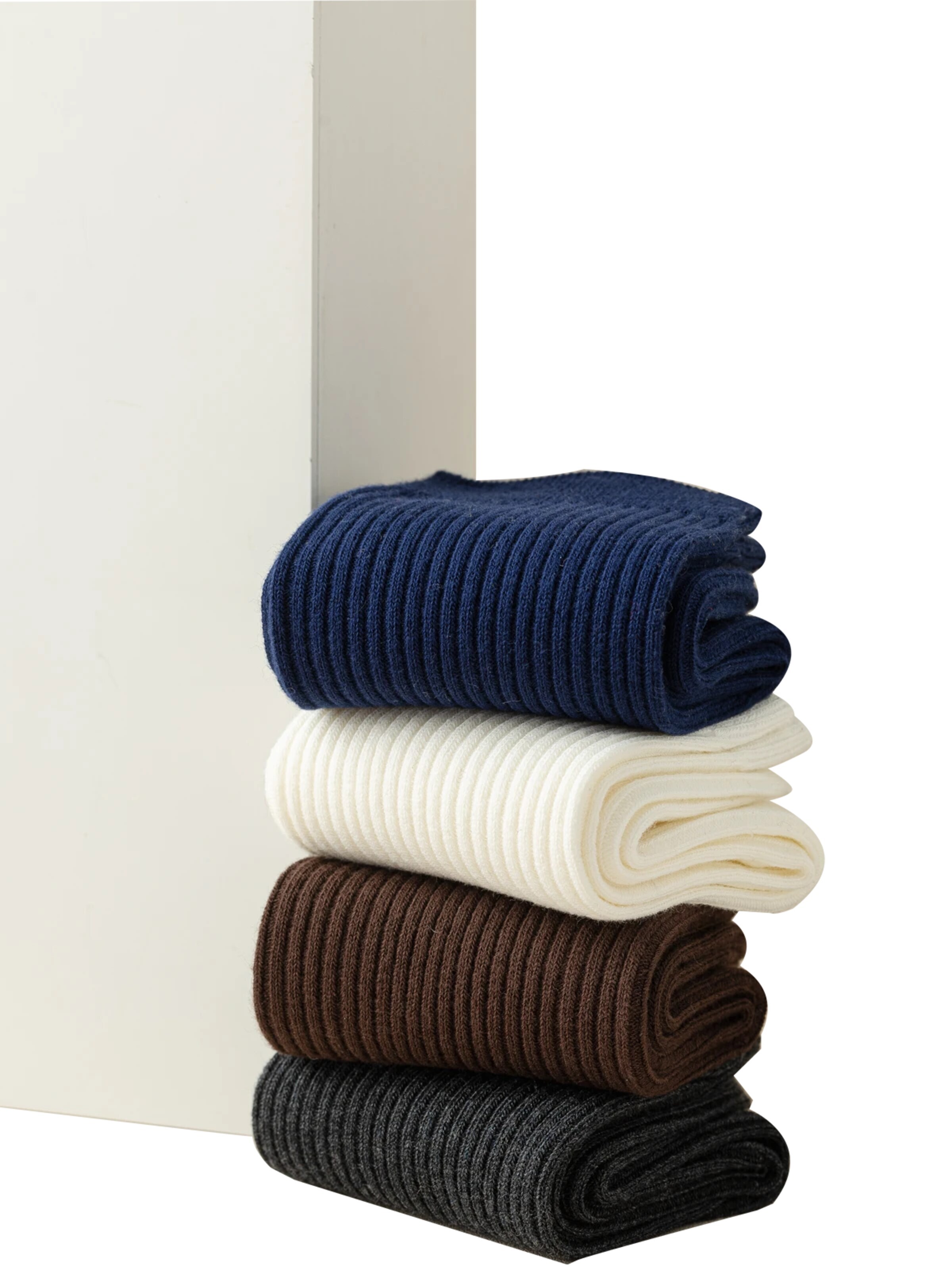 Millo Socks 'Cosy Steps' in White