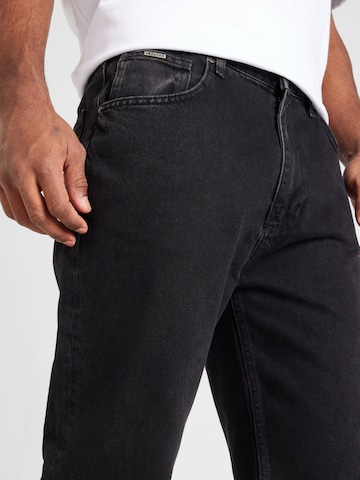 Pegador Regular Jeans 'BALTRA' in Zwart