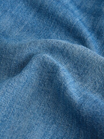 Next Regular Shorts in Blau