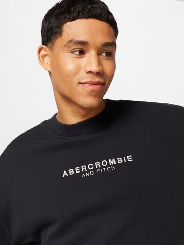Bluză de molton de la Abercrombie & Fitch pe negru