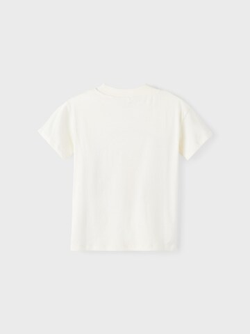 NAME IT - Camiseta 'Niley' en blanco