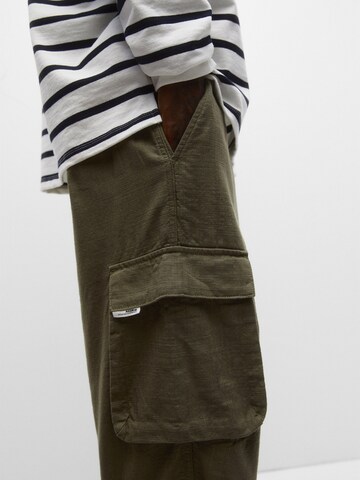 Pull&Bear Loose fit Cargo trousers in Green