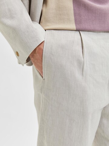 SELECTED HOMME Regular Pleat-Front Pants in Grey