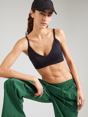 Aim'n Μπουστάκι Αθλητικό σουτιέν σε μαύρο: μπροστά