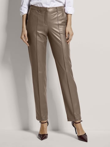 MADELEINE Tapered Broek in Grijs: voorkant