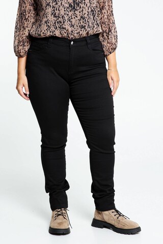 Paprika Slim fit Jeans ' Louise ' in Black: front