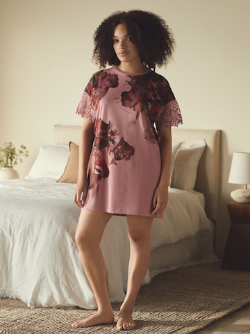 rozā B by Ted Baker Naktskrekls: no priekšpuses