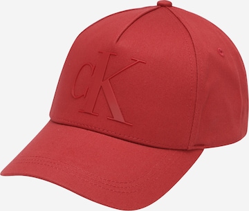 Calvin Klein Jeans Cap in Red: front