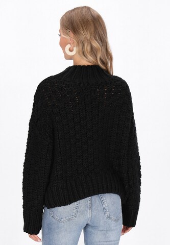 IZIA Υπερμέγεθες πουλόβερ 'Fashion Look' σε μαύρο
