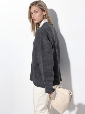 Pullover di Hiccup in grigio