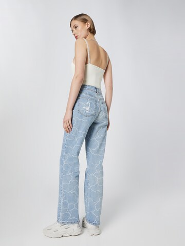 VIERVIER Regular Jeans 'Alexa' in Blauw