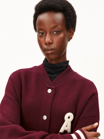 Cardigan ARMEDANGELS en rouge