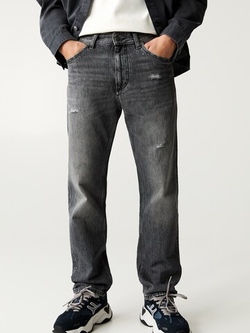 Pull&Bear Loosefit Jeans i grå: framsida