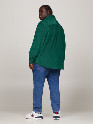Tommy Jeans Comfort fit Button Up Shirt in Green
