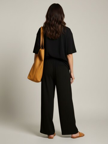 Loosefit Pantaloni 'Ellie' di WEARABLE STORIES in nero
