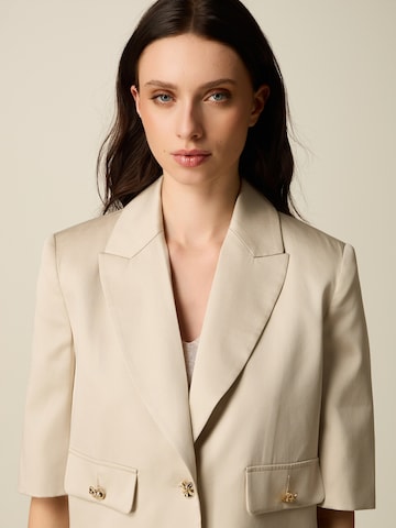 Blazer oltre en beige