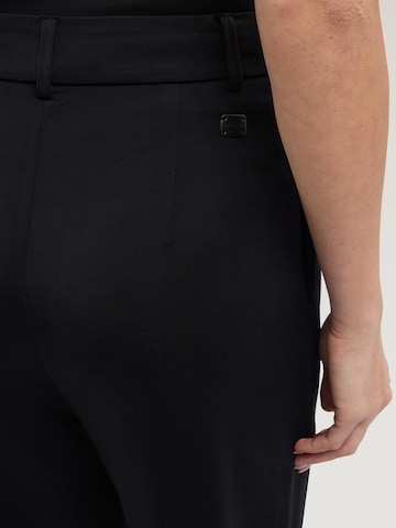 Trussardi - Pierna ancha Pantalón en negro