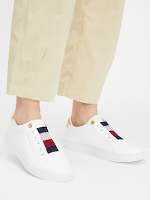 TOMMY HILFIGER Slip on boty v trendy designu