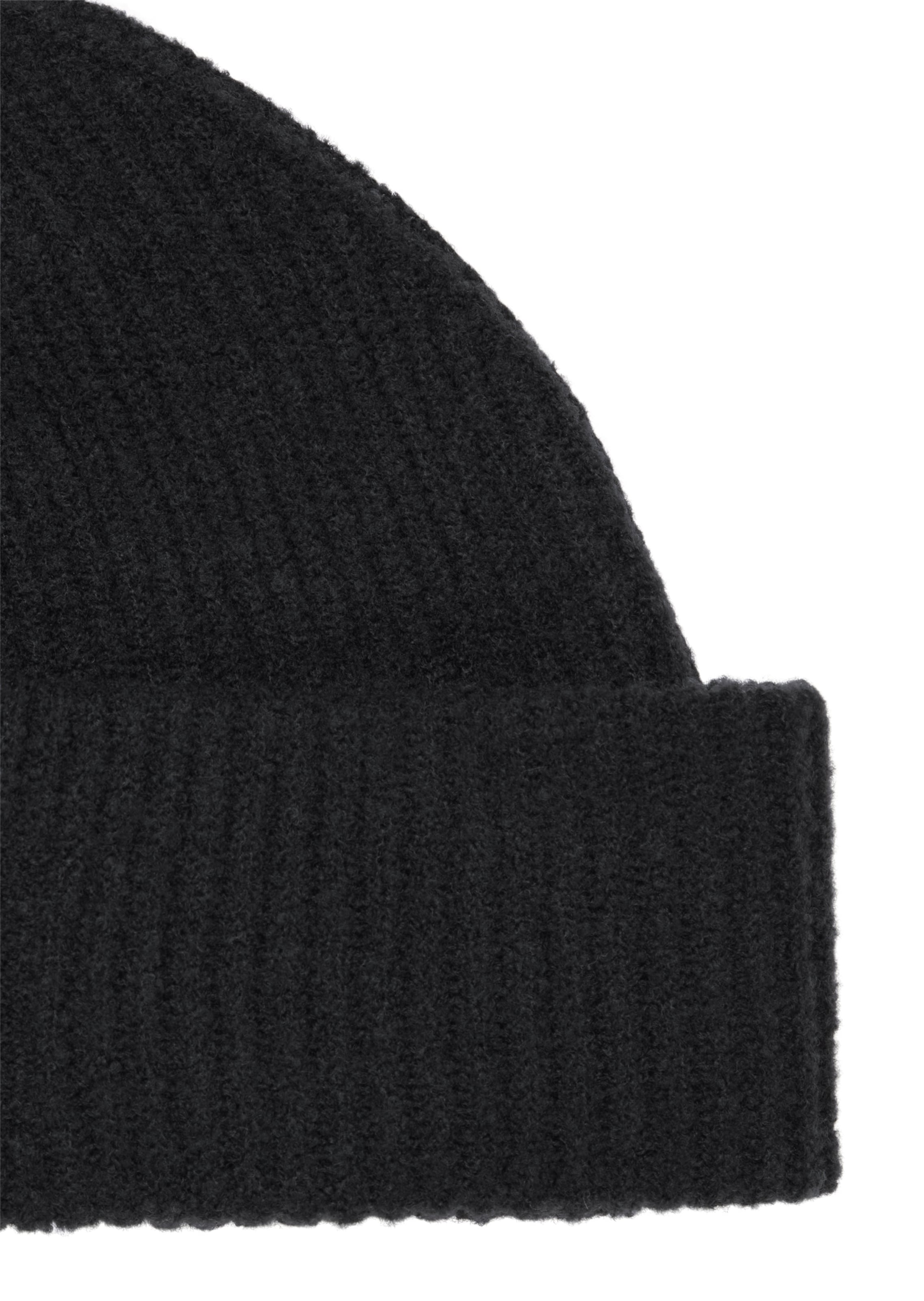 Marc O'Polo Beanie in Black: side