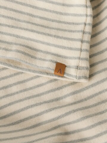 Lil'Atelier Shirt in Beige