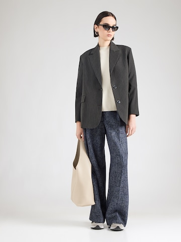 COMMA Πουλόβερ σε λευκό