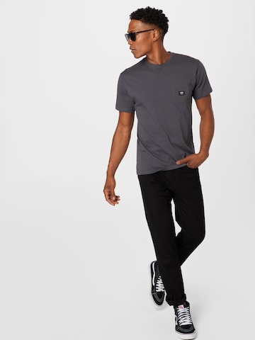 Coupe regular T-Shirt VANS en gris