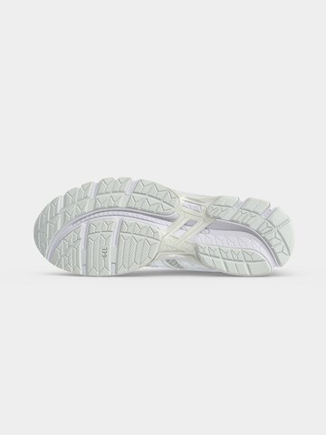 ASICS SportStyle Низкие кроссовки 'GEL-KAYANO 20' в Серый