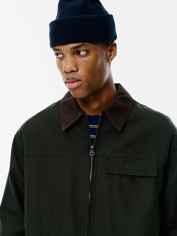 Veste mi-saison Pull&Bear en vert