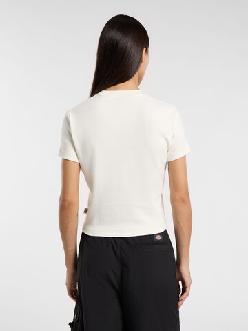 Tricou 'LEWISTOWN' de la DICKIES pe alb