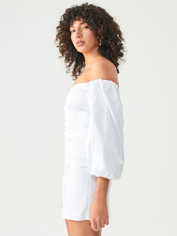 BWLDR Φόρεμα 'LATTE' σε λευκό: πίσω