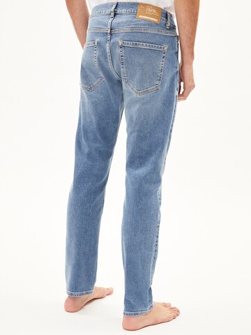 ARMEDANGELS Slimfit Jeans 'IAAN' in Blauw