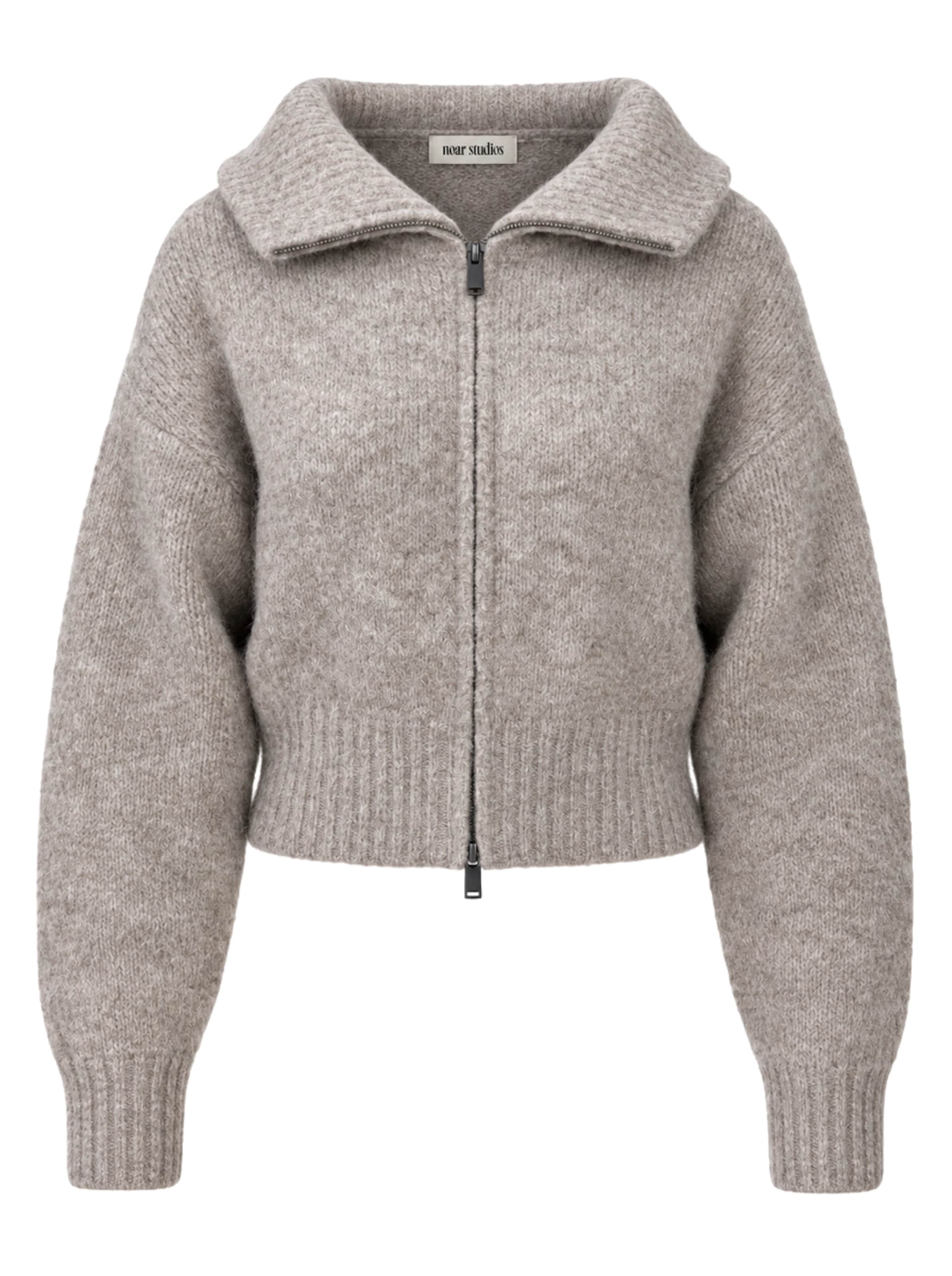 noar studios FLUFFY QUARTER ZIP in Beige: Vorderseite