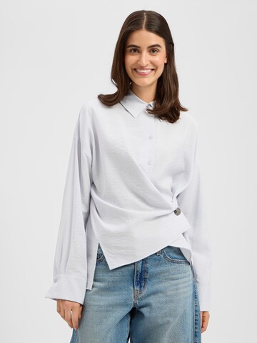 Chemisier 'Cloelia' DRYKORN en bleu : devant