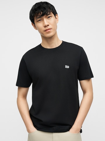 melns Lee T-Krekls