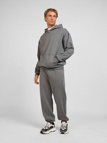 WOTEGA Loose fit Workout Pants 'VibeJog' in Grey