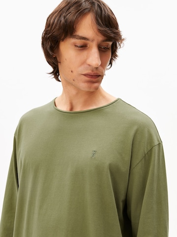 ARMEDANGELS Longsleeve JAAMES BRUSHED (GOTS) in Grün