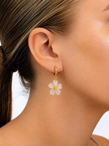 Fräulein Wunder Earrings 'Daisy' in Gold